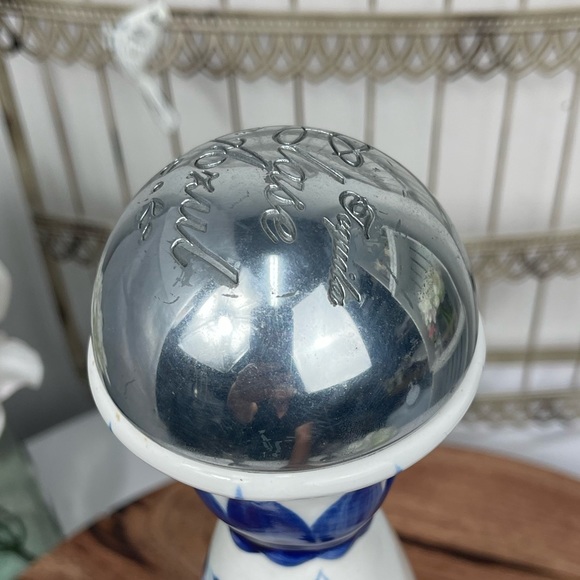 Clase Azul reposado tequila-Empty ceramic bottle. - Picture 9 of 10